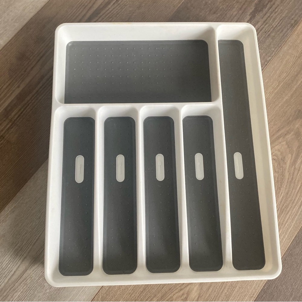 LARGE SILVERWARE TRAY SOFT GRIP LINING LIKE NEW